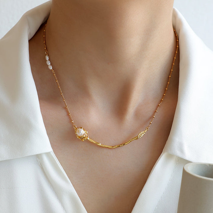 Elegant Pearl Gold Foil Rose Necklace