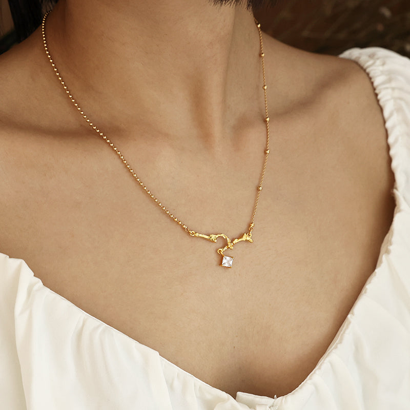 Simple Irregular Square Zircon Necklace