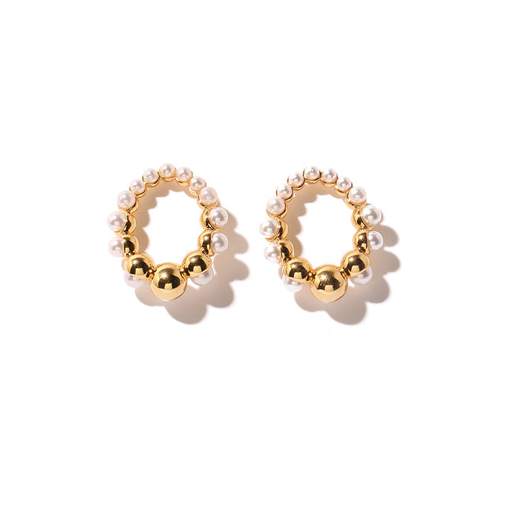 Chic Highlight Pearl Earrings