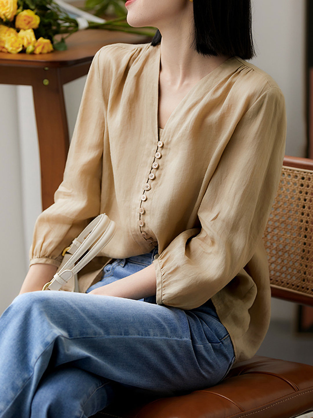 Molly Elegant Puff Sleeve Loose Shirt-Khaki