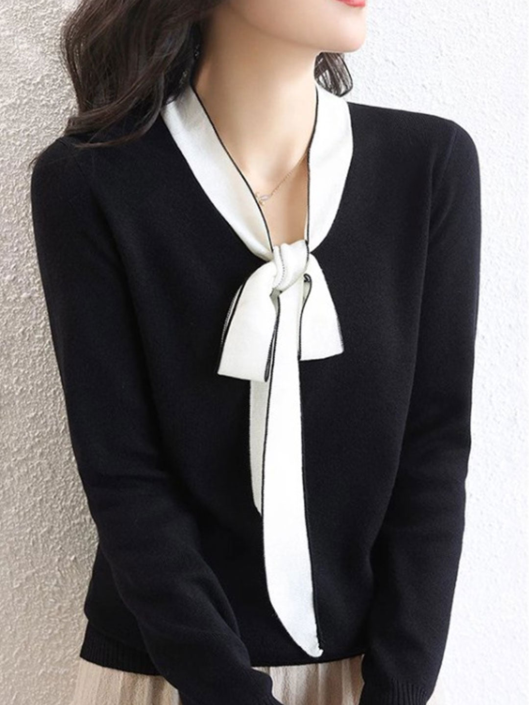 Jessica Casual Color Block Bow Tie Knitted Top