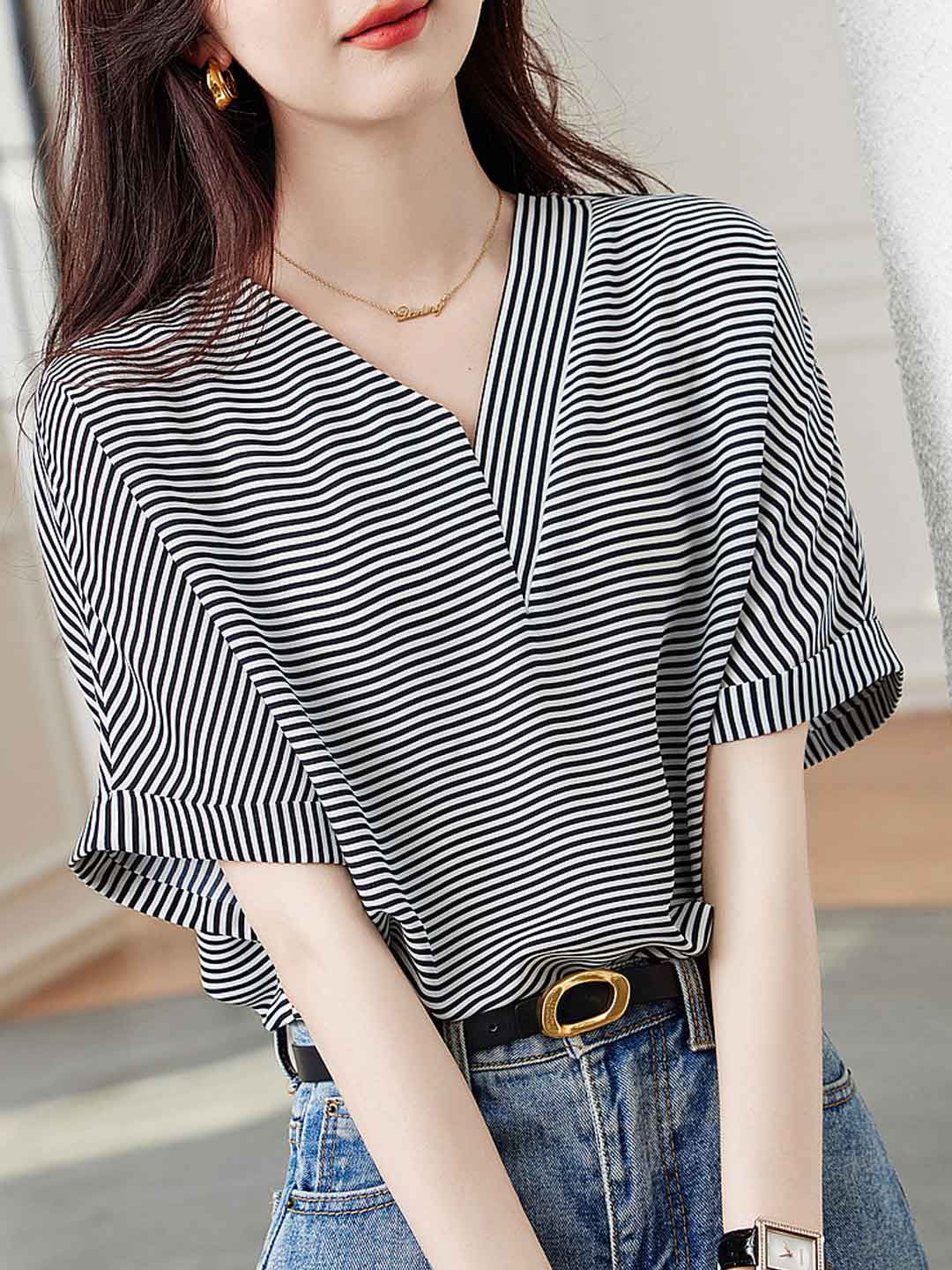 Paige Classic V-neck Striped T-shirt