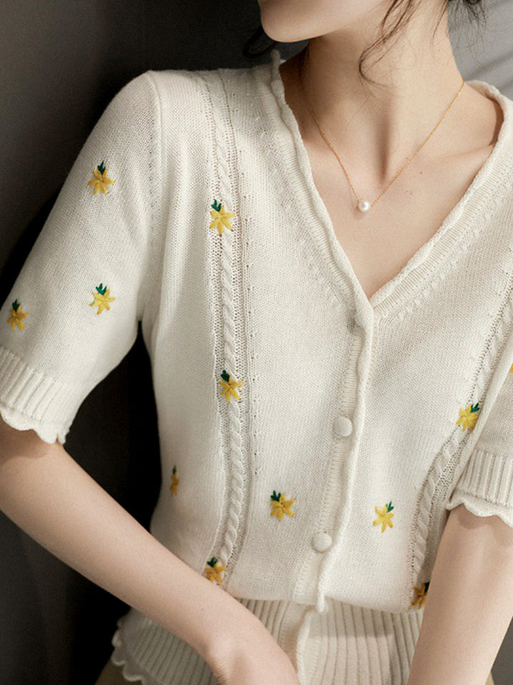 Emely Vintage Style Patterned V-Neck Embroidered Knitwear