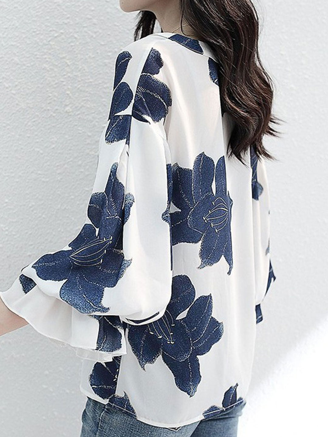 Kaitlyn Vacation V-Neck Chiffon Blouse