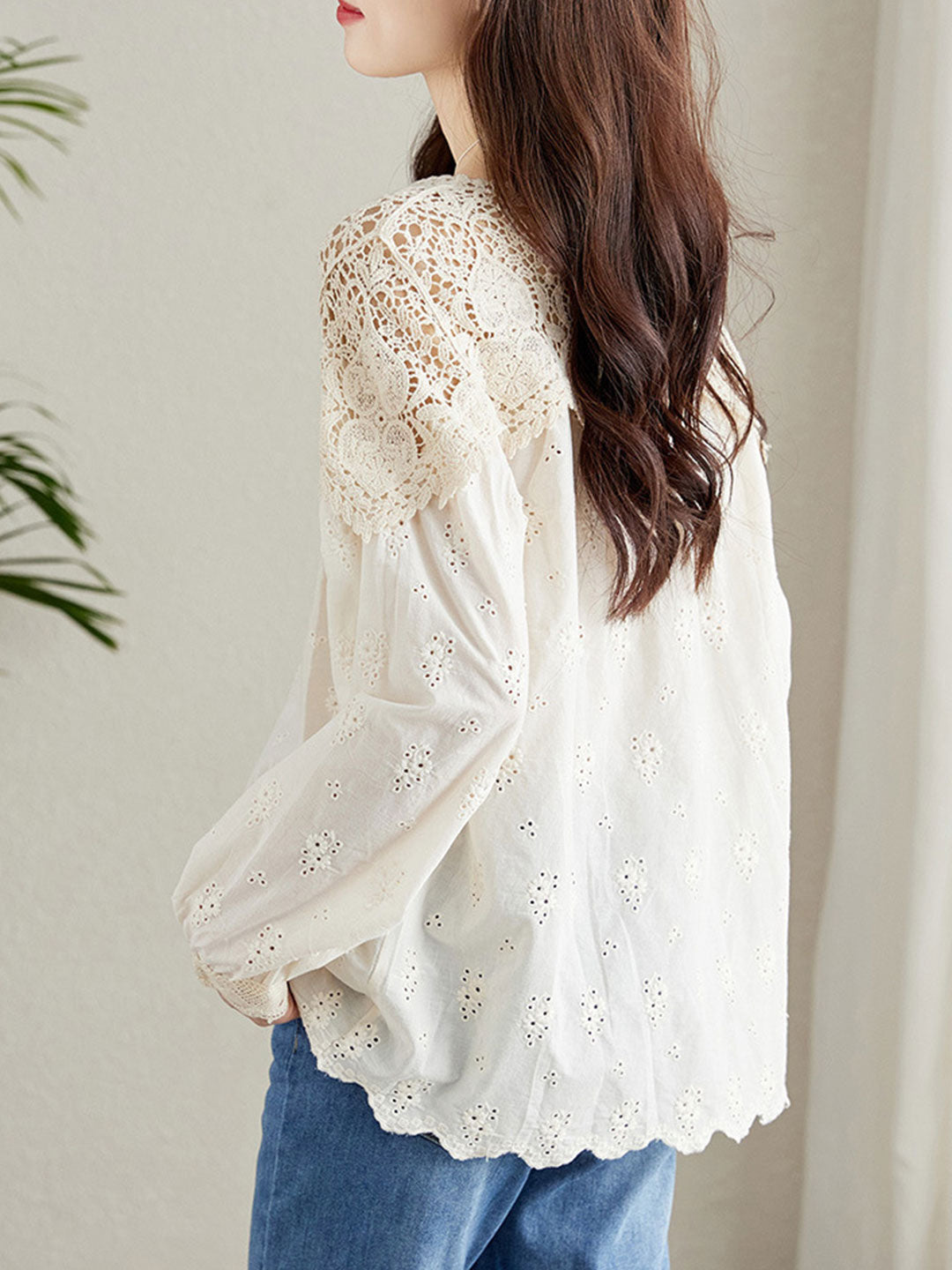 Kaitlyn Elegant Hollowed Lace Shirt