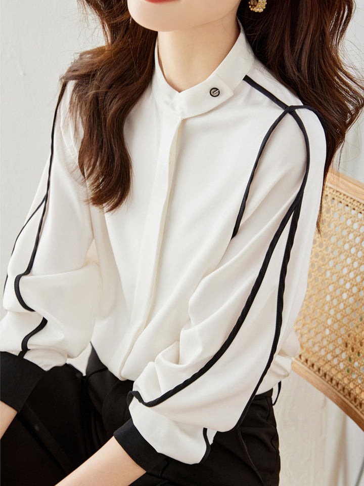 Olivia Classic Crew Neck Contrasting Line Shirt