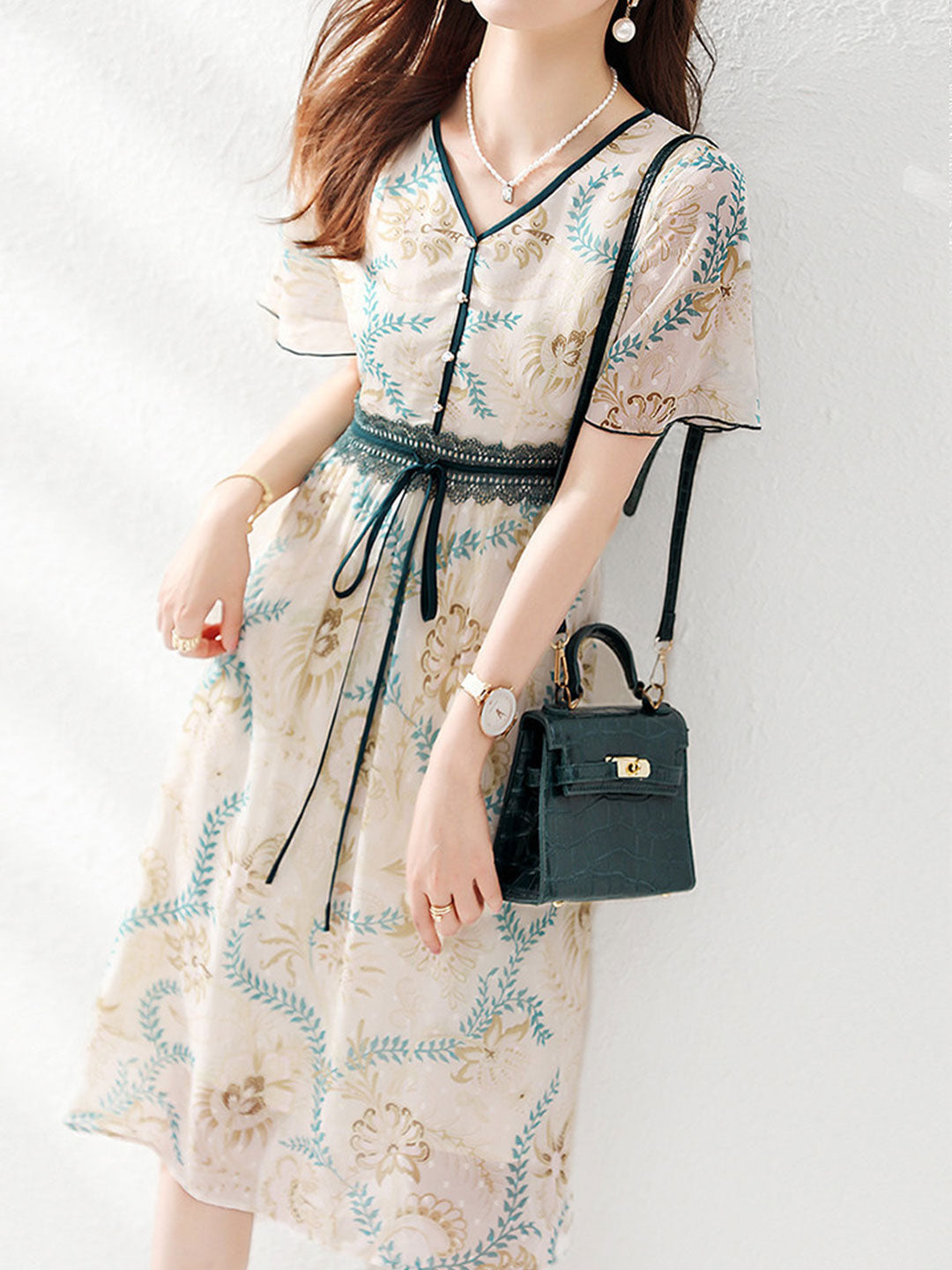 Hannah Retro Printed Floral Chiffon Dress