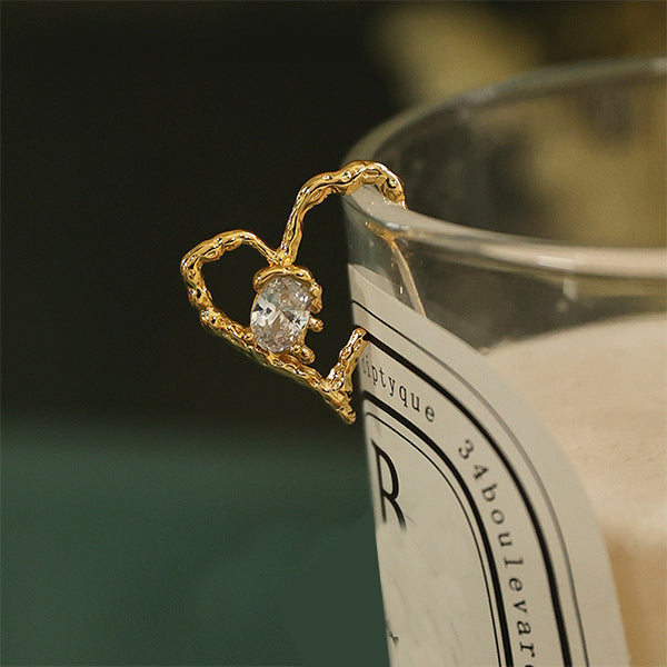 Zircon Inlaid Heart Shaped Line Earrings