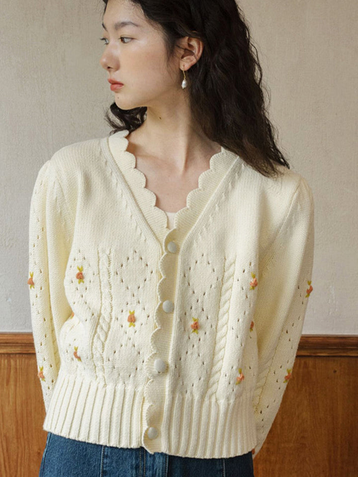 Tesa Vintage Hollow Embroidery Sweater