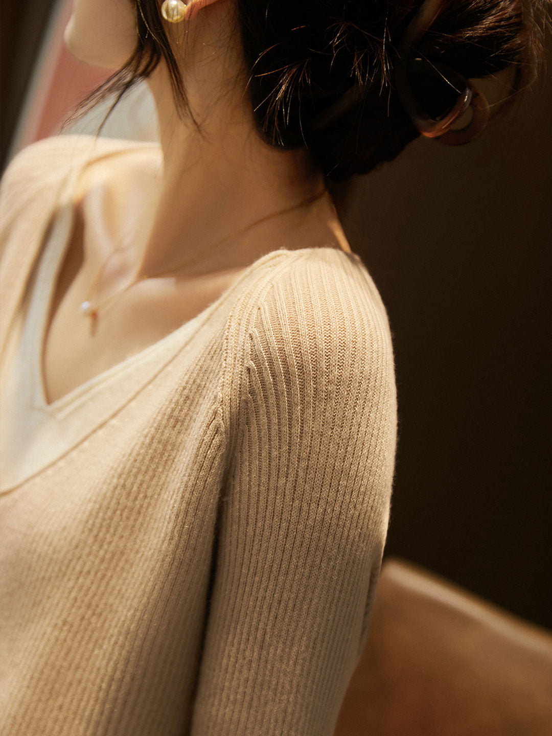 Lauren V-Neck Layered Contrasting Knitted Sweater