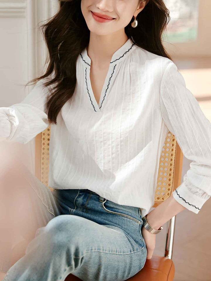 Katelyn Retro V-neck Embroidered Shirt