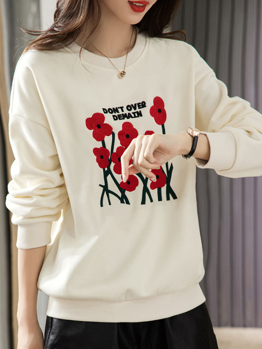 Zoey Loose Embroidered Sweatshirt