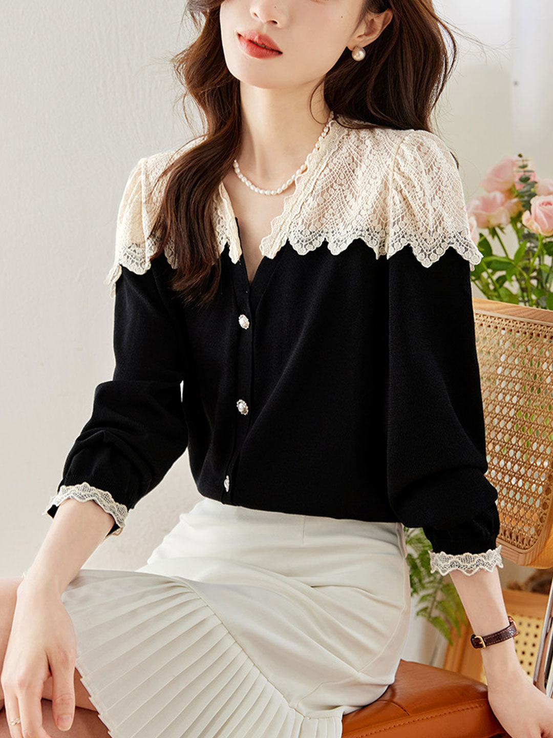 Destiny Vintage V-Neck Hollowed Lace Knitted Top