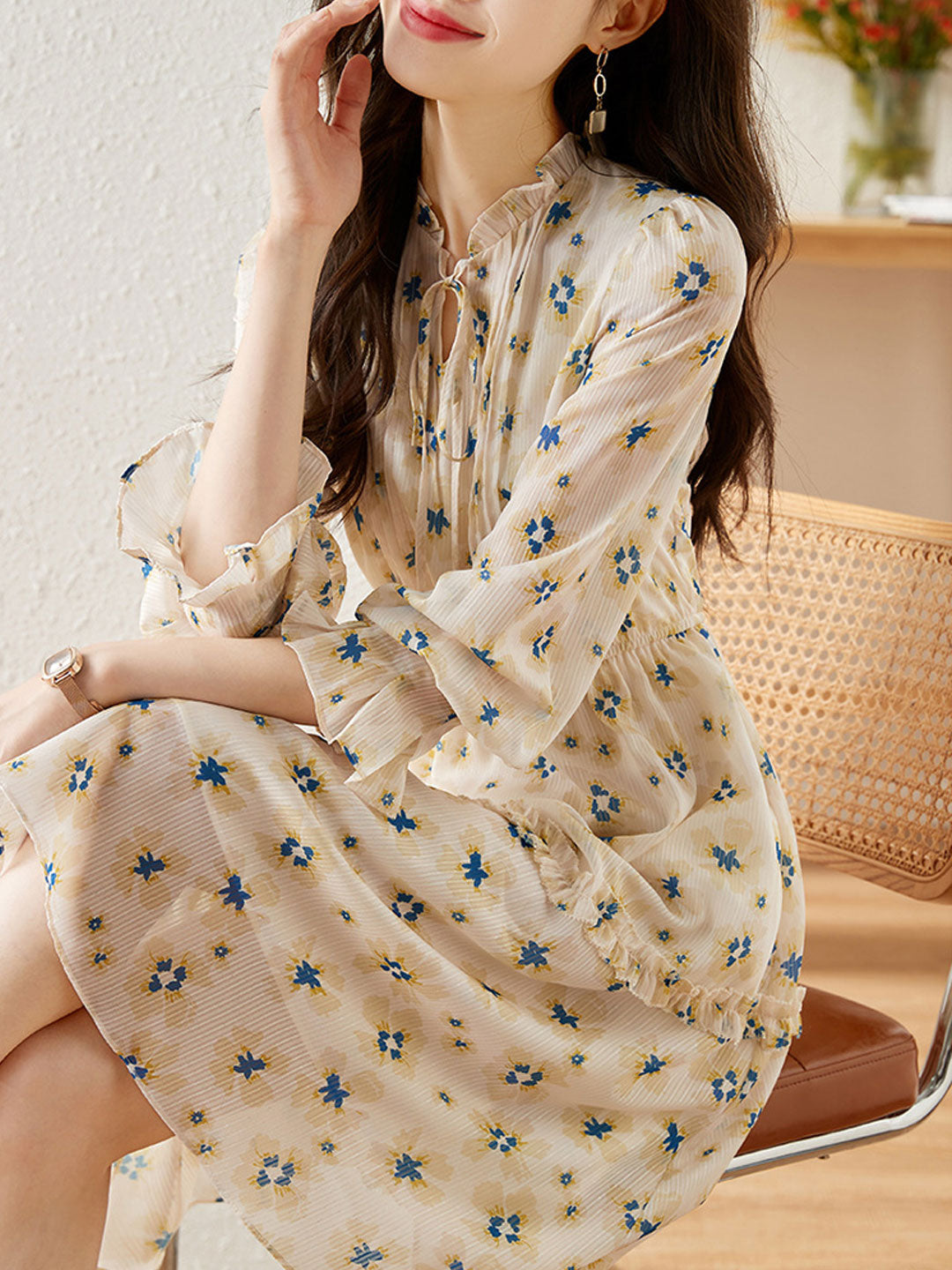 Olivia Retro Floral Chiffon Dress