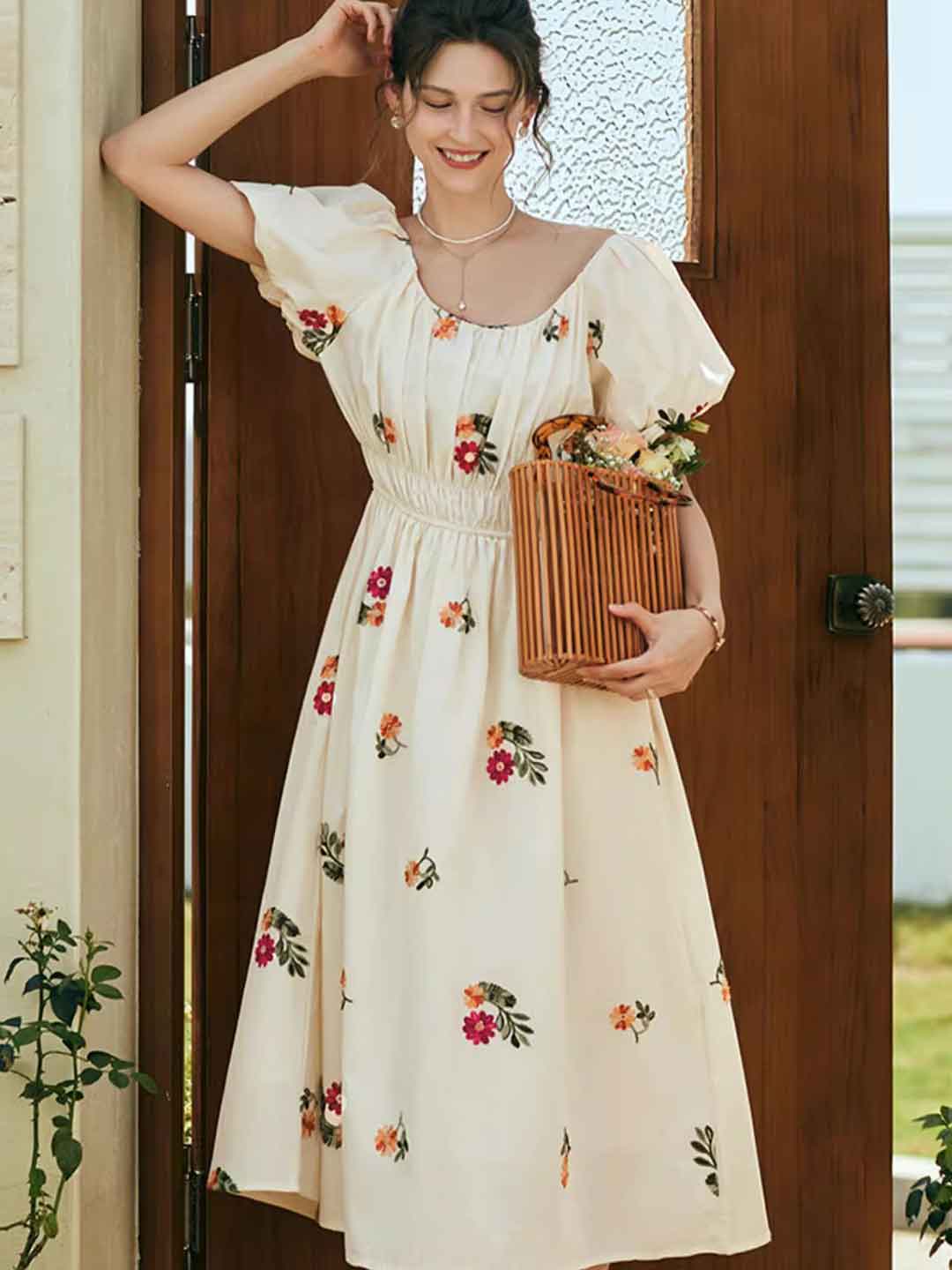 Olivia Retro Embroidered Puff Sleeve Dress