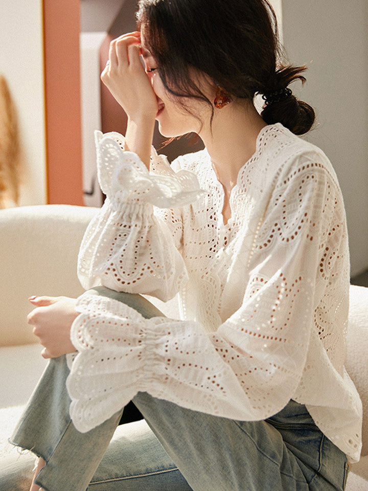 Hannah Retro Hollow Embroidered Blouse