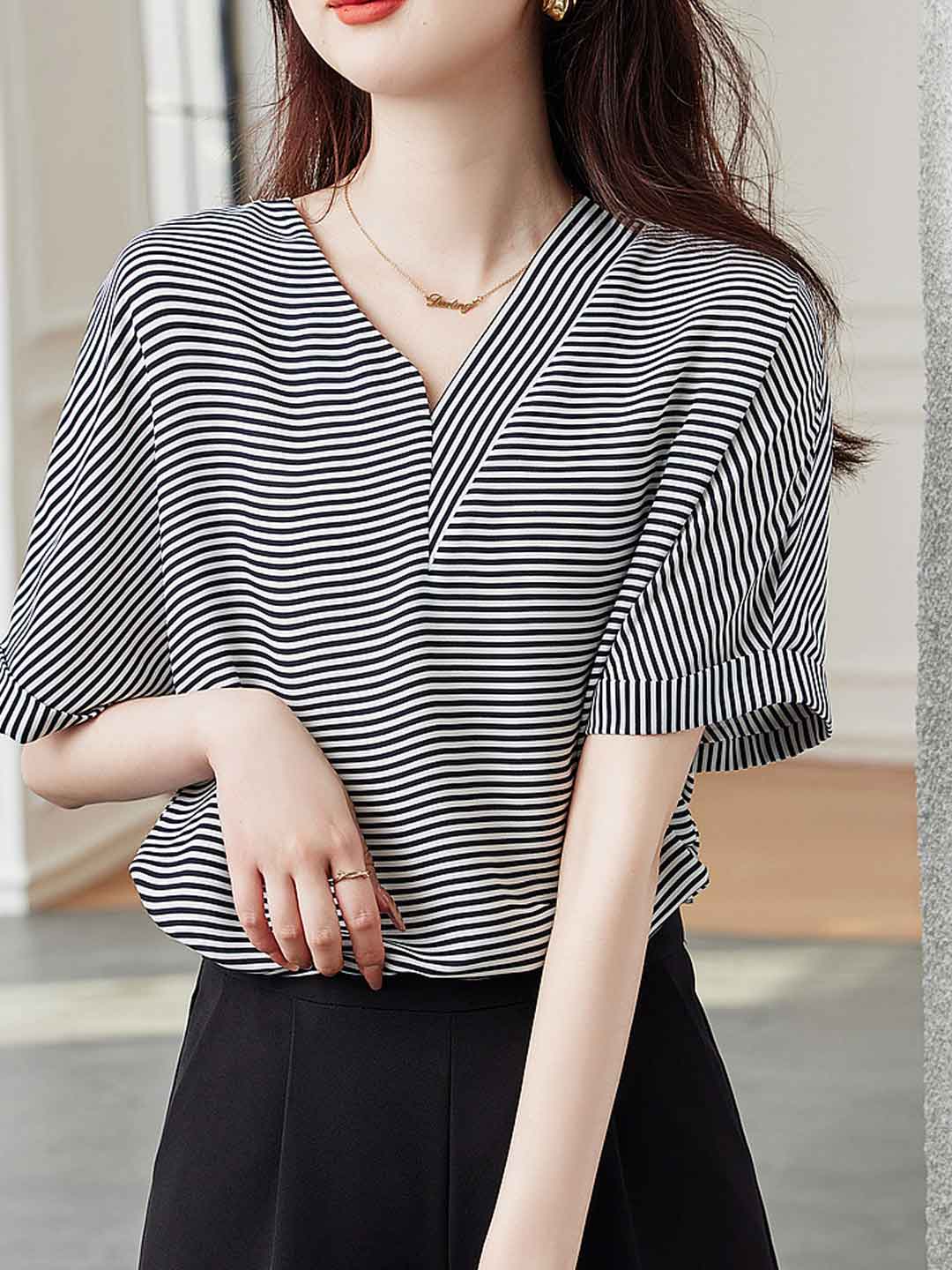 Paige Classic V-neck Striped T-shirt