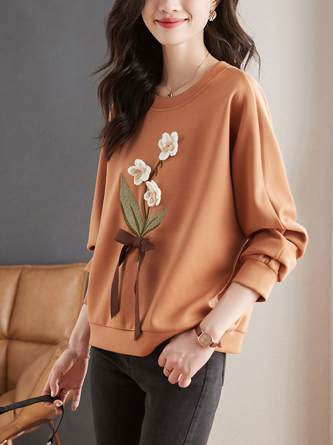 Ava Retro Three-Dimensional Flower Sweatshirt