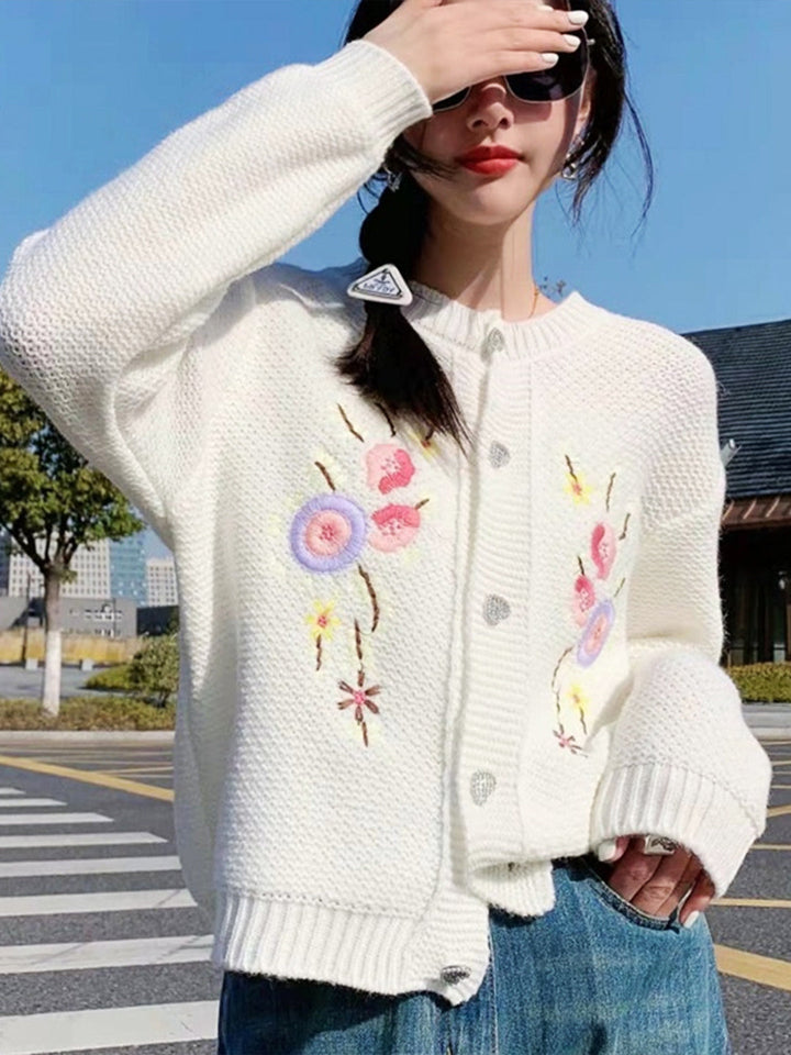 Hannah Casual Embroidery Floral Knitting Sweater-White