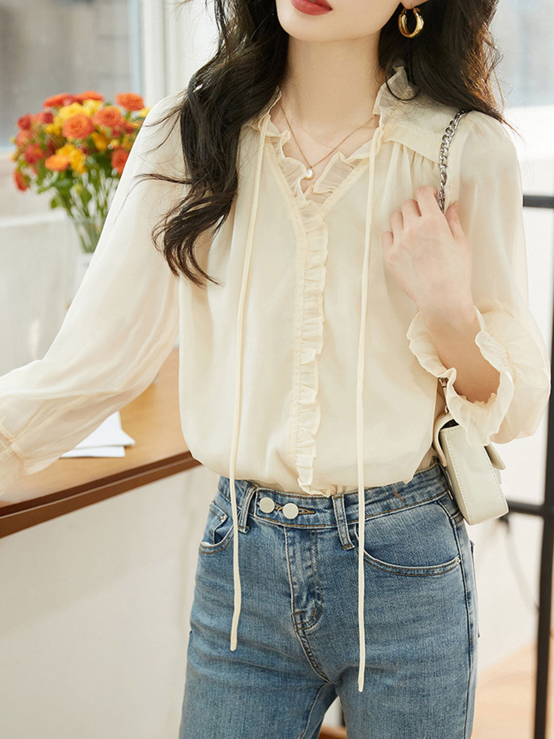 Alexis Retro Ruffle Balloon Sleeve Blouse