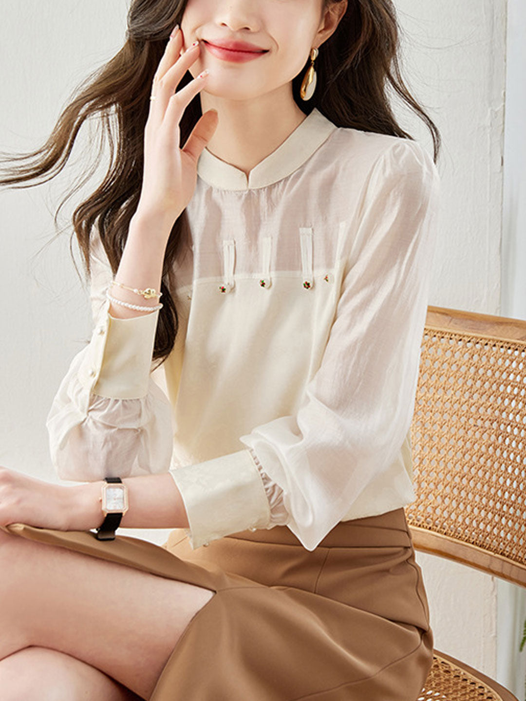 Mia Retro Lantern Sleeve Buttoned Shirt