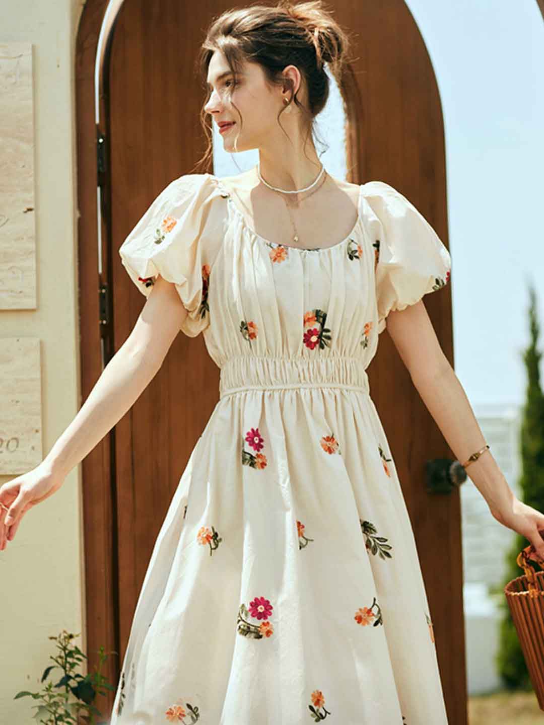 Olivia Retro Embroidered Puff Sleeve Dress