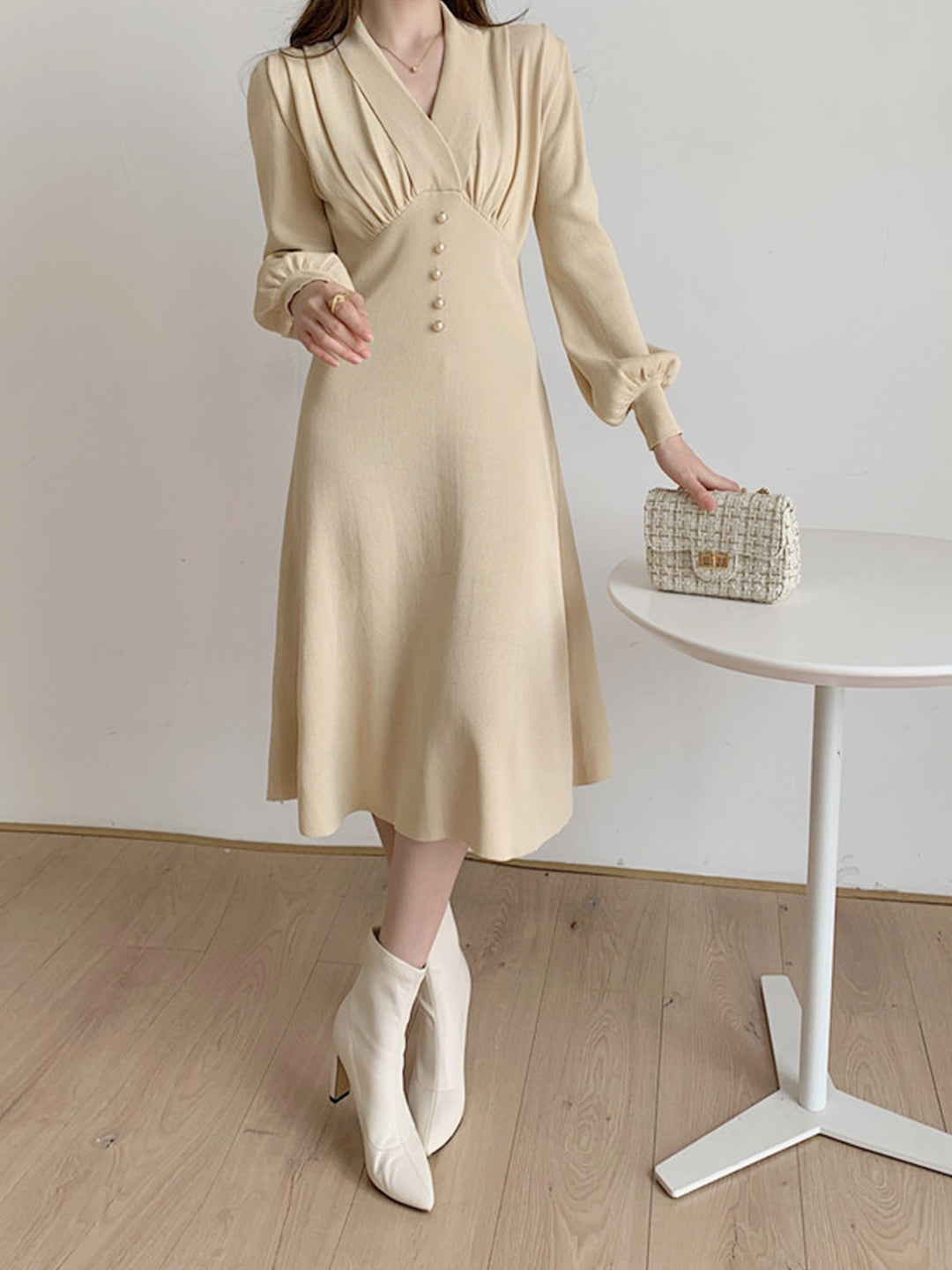 Raya Vintage Style V-Neck Knitted Dress