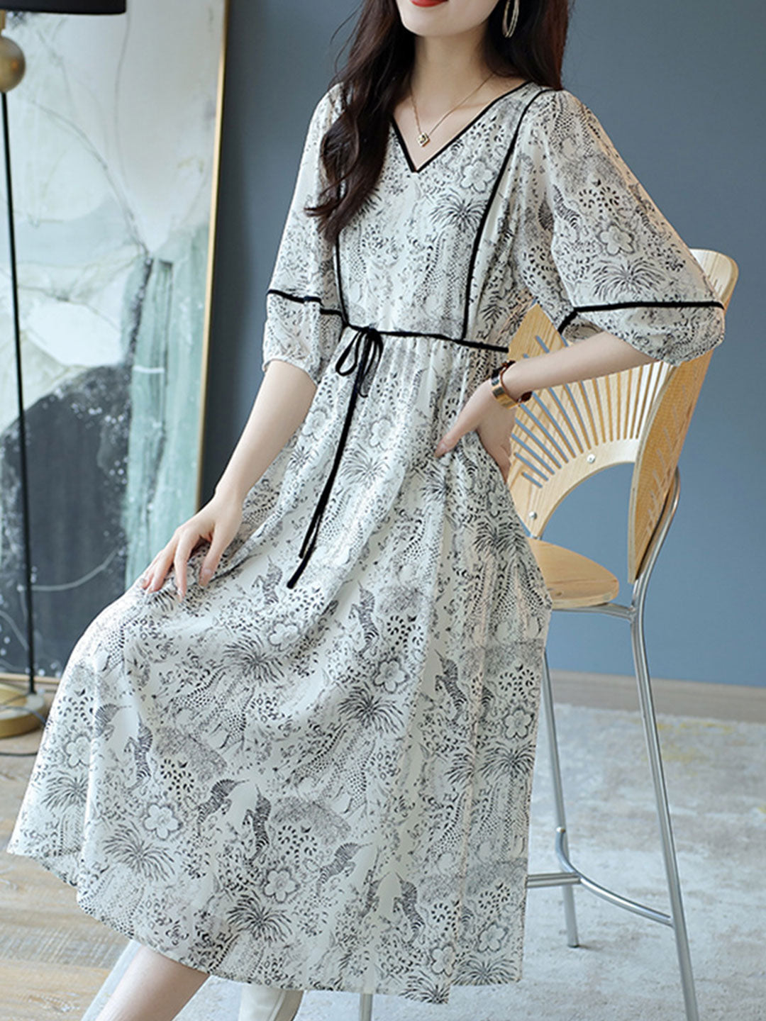 Maya Casual V-neck Printed Tie Chiffon Dress