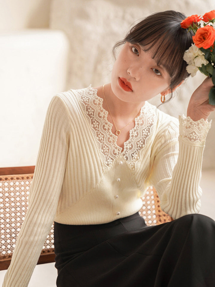 Sarah V-neck Lace Top-Apricot