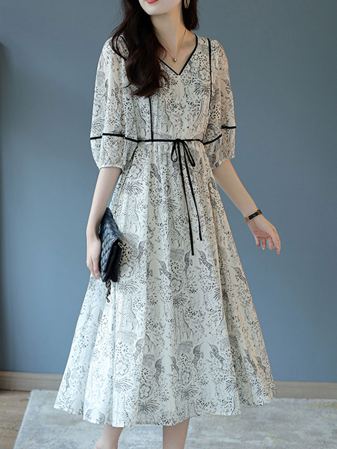 Maya Casual V-neck Printed Tie Chiffon Dress