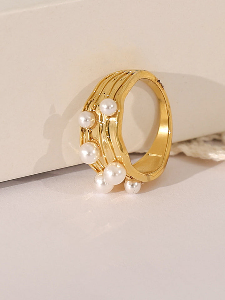 Elegant Highlight Pearl Embellished Ring